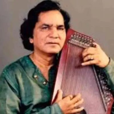 Jagdish Prasad was a kolkata based indian clasical vocalist of Patiala gharana