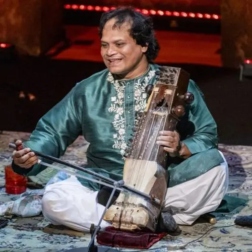 Sarwar Hussain Khan, the grandson of the legendary Abdul Latif Khan, came to Bhopal in 1994 as a young student eager to learn from his grandfather. Over the years, he grew into a dedicated musician and has been associated with the Sangeet Research Academy in Kolkata since 2010, where he continues to serve as a professional artist and mentor.
