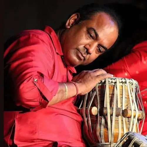 Subir Thakur is a tabla player.