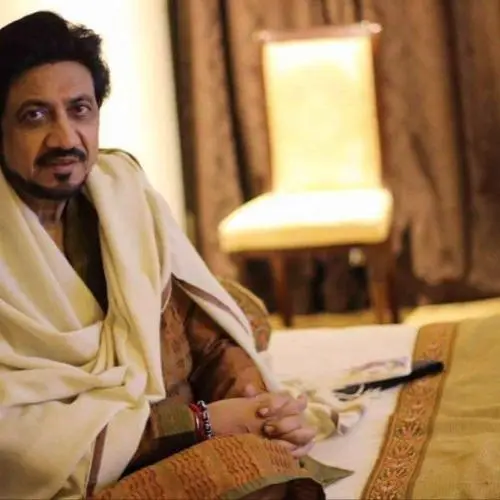 Hamid Ali Khan is a pakistani vocalist of patiala gharana. 