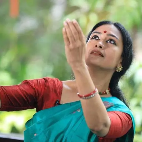 Rajashree Warrier is a Bharatanatyam dancer.