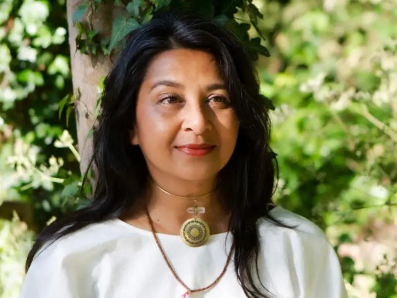 Breathwork to Energise with Davel Patel